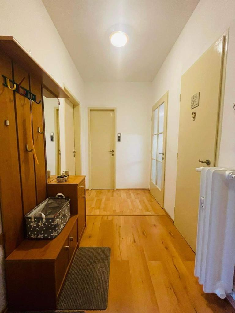 Lovely 2Bdr In Center, Wifi & Self-Check In Bratislava Extérieur photo